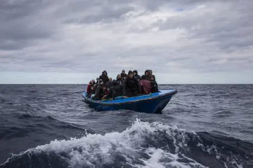 "Il blocco navale non è un'ipotesi fattibile. La soluzione è usare il modello Albania"