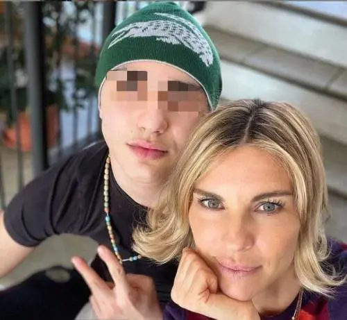 "Gli sbirrazzi...", per Costacurta jr finisce male