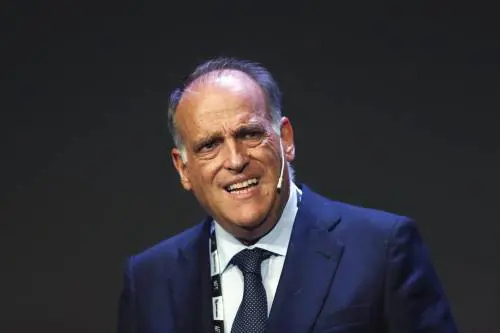 SuperLega, Tebas "squalifica" i ribelli