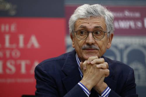 I socialisti denunciano D'Alema "Deve ridarci 500mila euro"