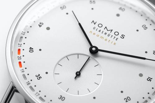 Nomos Glashütte, tradizione contemporanea