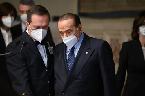 Svolta della Corte europea: "L'Italia spieghi la condanna a Berlusconi"