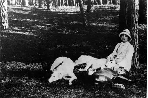 Gli anni senili (e antifascisti) del Vate raccontati in ogni segreto dettaglio