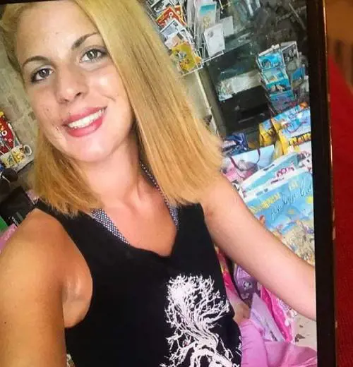 Spuntano foto hard: i misteri sulla morte di Giulia volata giù da un ponte