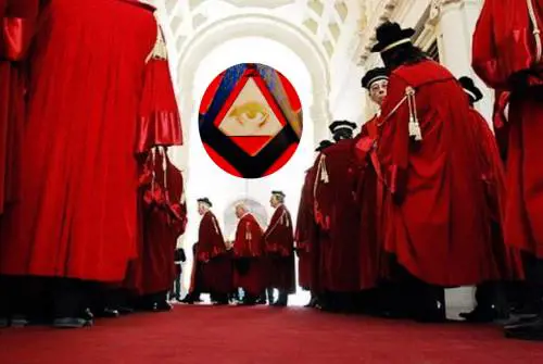 Dalla fine di Conte al Davigate, cosa c'entra la massoneria?