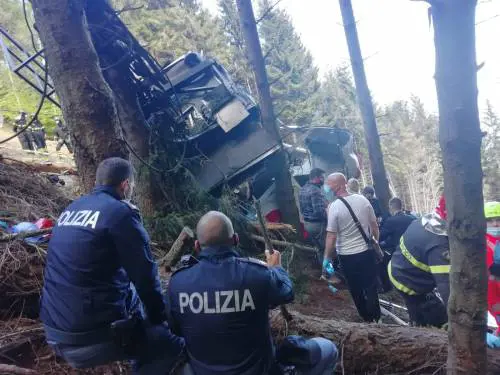 "La revisione nel 2016", ma il cavo della funivia si spezza