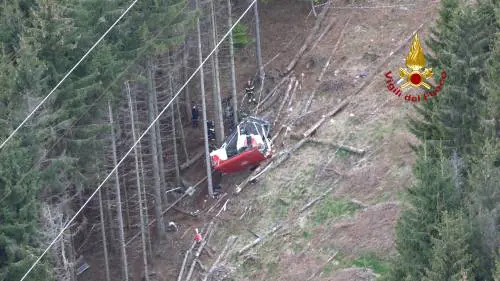 "Era un campo di battaglia, contavamo i morti": la testimonianza choc dei soccorritori