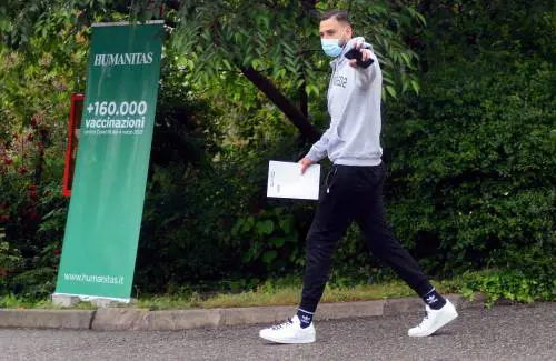 La lezione del Diavolo. Porta chiusa alle follie della coppia Gigio-Raiola