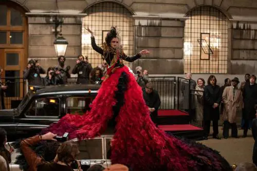 Evviva la nuova "Crudelia": la vendetta non è mai stata più fashion