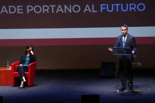 "Perdiamo pezzi in ruoli chiave". Conte e M5s fatti fuori dalla partita delle nomine