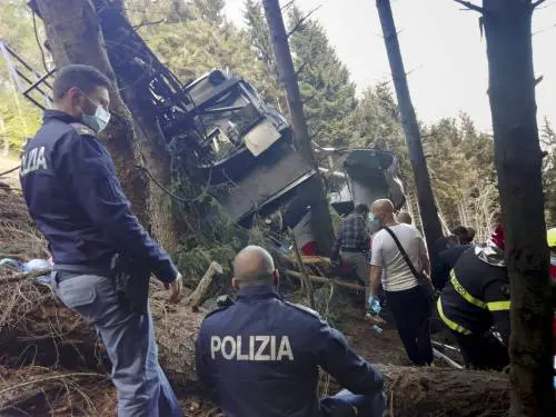 Il gip scarcera i 3 indagati del Mottarone. Tadini ai domiciliari, gli altri due liberi