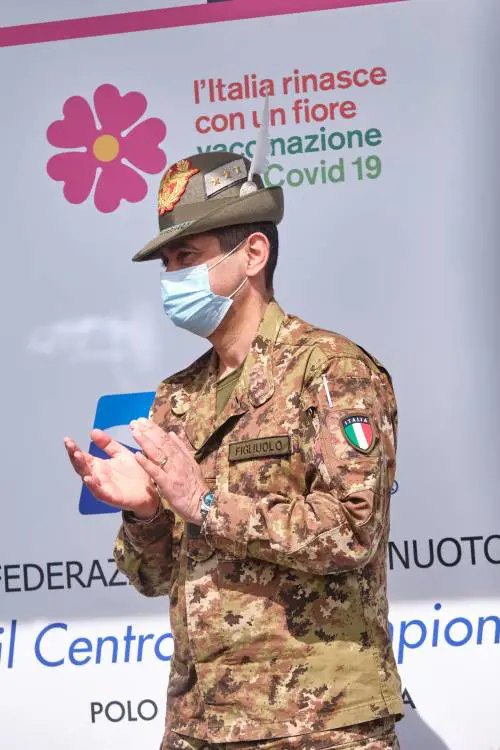 Figliuolo: "Giugno, spallata al virus 20 milioni di dosi". Boom maturandi