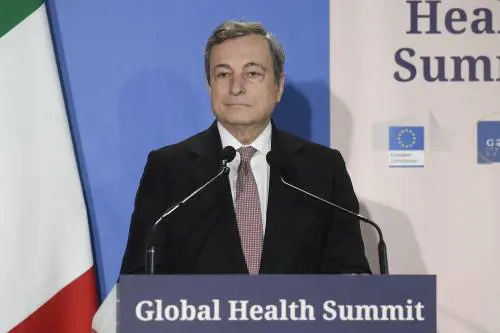 Draghi sull'immigrazione punta al piano Berlusconi