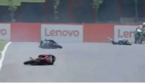 Moto3, Dupasquier è in gravi condizioni: cosa è successo