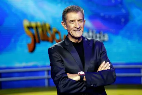 Ezio Greggio asfalta così il politicamente corretto