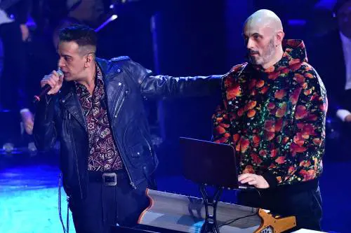 "Da Elisa a Elodie e Fibra dopo venti anni rilanciamo il nostro rap"