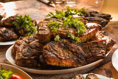 Tumori, ecco perché è bene mangiare poca carne