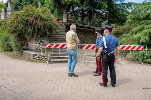 Paderno, è morto il bimbo di 3 anni investito nel parco da un 72enne senza patente