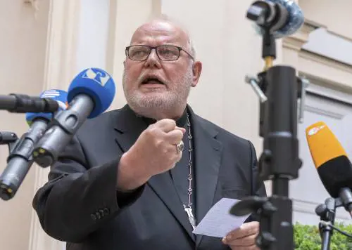 Abusi, dimissioni choc di Marx "La chiesa è a un punto morto"