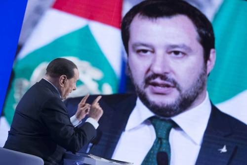 L'ok da Berlusconi alla federazione del centrodestra: "Magari nascesse un partito unico.."