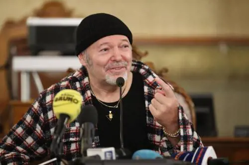 Da Renato Zero a Vanoni. C'è chi dice no (al ritiro)