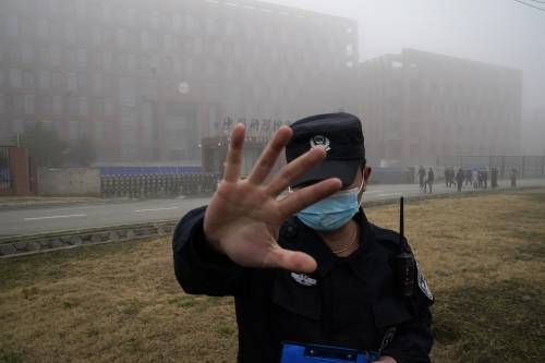 Cosa c'è dietro gli strani flussi di denaro verso Wuhan