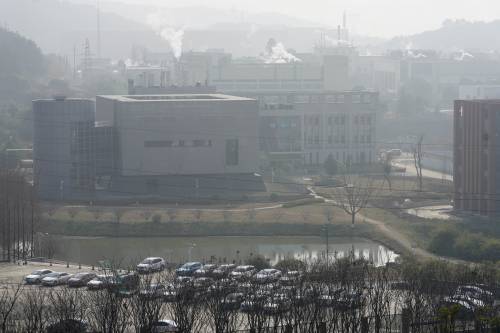"Indagini spinose": perché è difficile indagare sul laboratorio di Wuhan