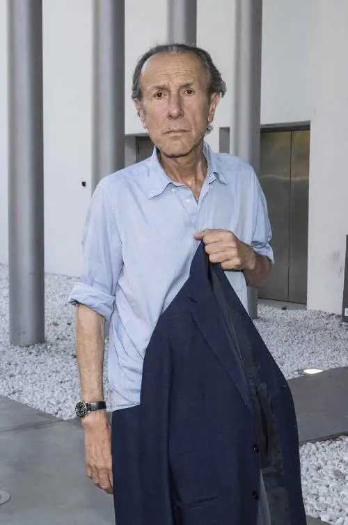 Esteticamente eversiva, libera e festosa. "Torna" la pittura (italiana) degli anni '80