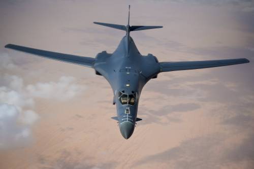 Il volo poi lo schianto misterioso del B-1B: cosa è successo al bombardiere Usa