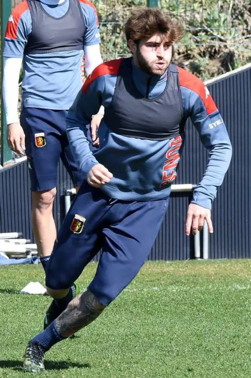 Le chat dell'orrore dello stupro: "Mi molestano..."