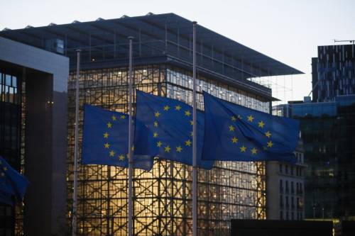 "L'agenzia spetta all'Italia". Così Roma sfida Bruxelles