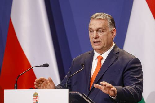 Anche Orban sfida l'Ue. Pronto il progetto "zero migranti"