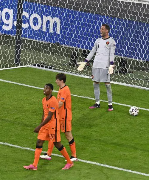 De Ligt, la mano non è de dios: Olanda ko
