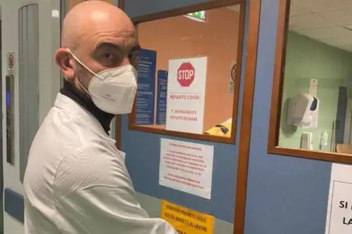 Variante Delta, Bassetti smonta le zone rosse: "Non possiamo..."