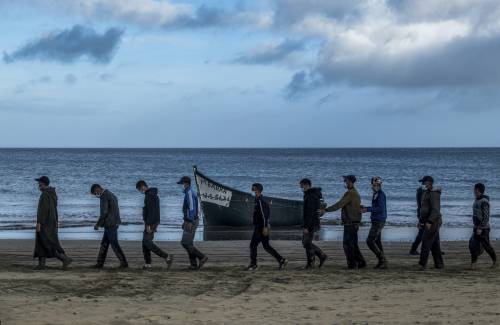 Migranti, Ue solidale a parole. Ma gli sbarchi non si arrestano