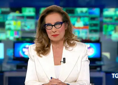 Il funerale a reti unificate