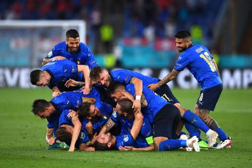 L'Italia è una "macchina da guerra": la Svizzera finisce ko