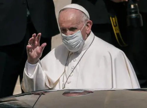 Arrivato l'esame istologico. E il Papa twitta dal Gemelli