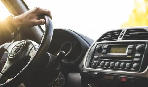 Auto perfetta per gli over 60: quali fattori considerare
