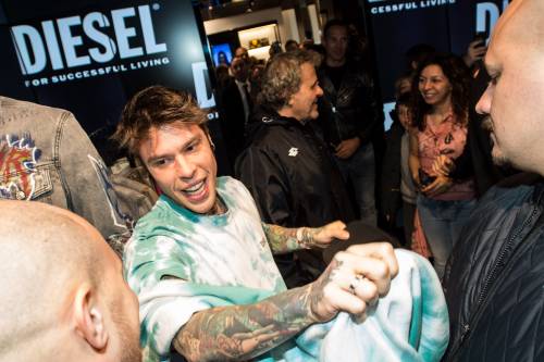 Fedez imputato per lesioni. Ecco come è finita