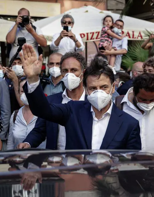 Conte fa pure il sindacalista. M5S e PD non si fidano più.