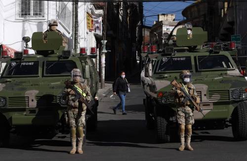 Colpo di Stato con mercenari Usa. Bufera su Washington