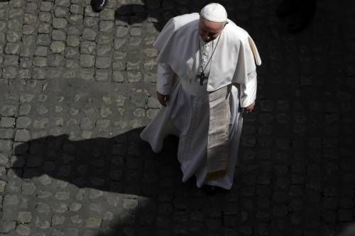 "Destinata al Papa". Sequestrata busta con tre proiettili