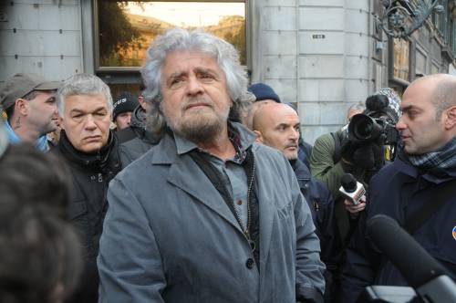 Guerra aperta Conte-Grillo. E Di Maio fa il terzo incomodo
