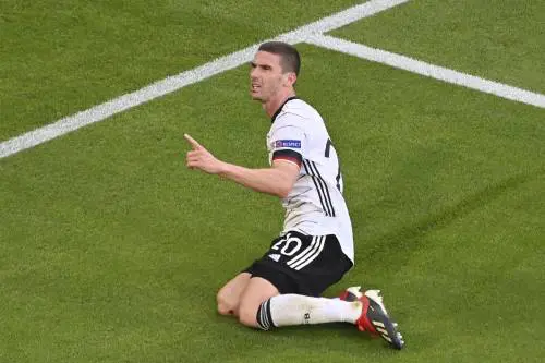 Il ribaltone dei panzer. Gosens sgasa Cristiano