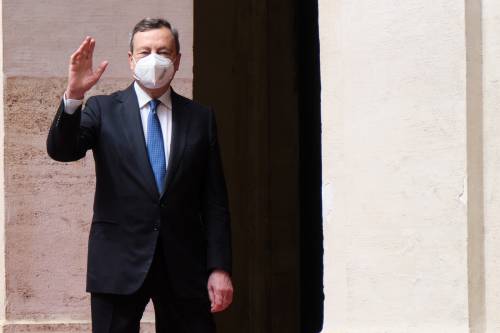 L'Ue promuove il Recovery targato Draghi: pronti i primi 25 miliardi