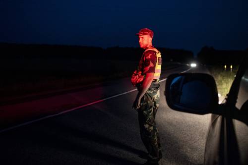 "Ci vogliono destabilizzare: ecco la “guerra ibrida” dei migranti