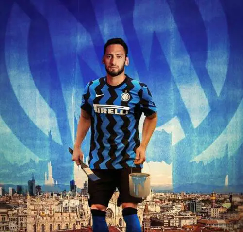 La puntura di Calhanoglu: "Il solo che mi voleva al Milan..."