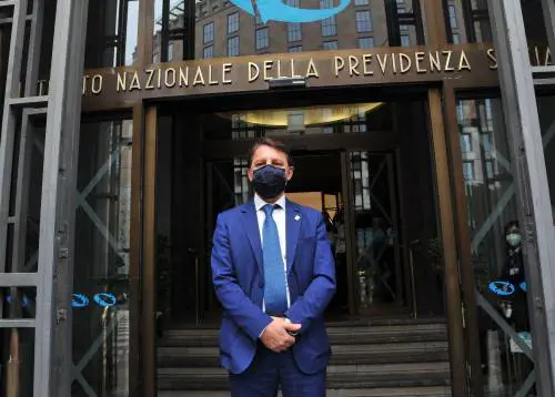 Il 75% di chi prende il reddito grillino non ha mai lavorato. Tridico: "Lo rifarei"
