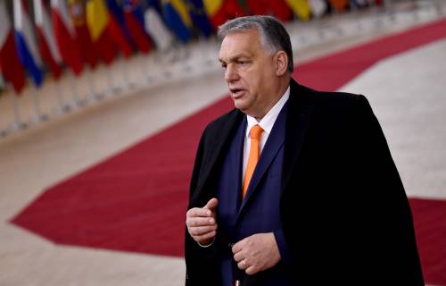 "Creato un regime autoritario": L'Ue prepara la scure su Orban
